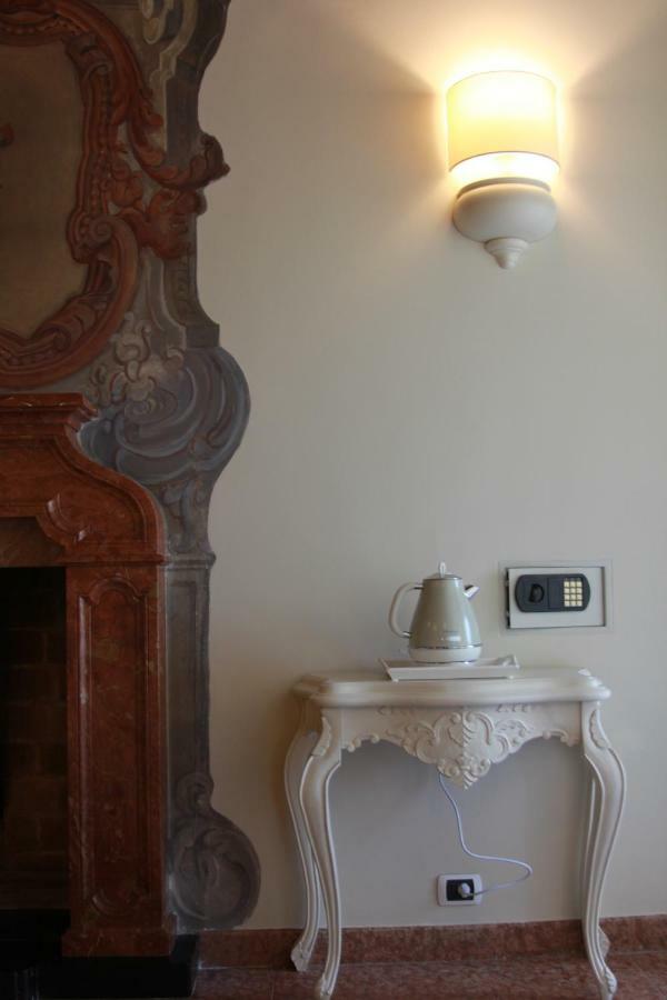 Galleria Imperiale Relais De Charme Sarnico Exteriér fotografie